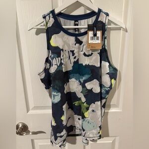 New w/ Tags! The North Face Women's Dawndream Standard Tank Floral. Size: Large!